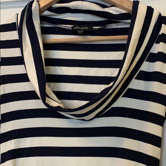 Bebe casual navy: white striped top. Cowl neck xs - Picture 3 of 6